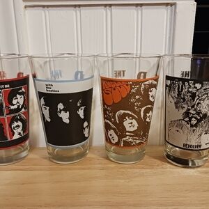The Beatles Themed Drinkware Set